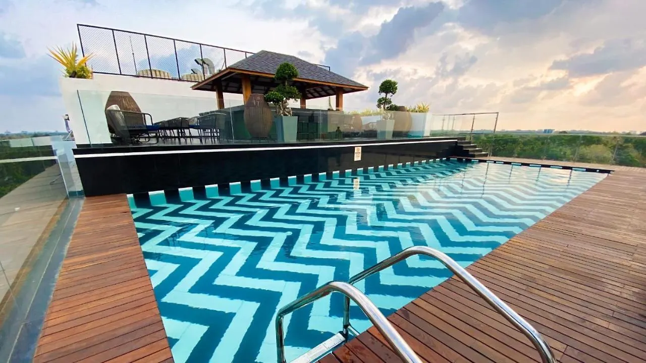 Kochi Noah Sky Suites