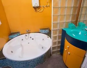 https://vrindavan-retreat.hotels-alappuzha.com